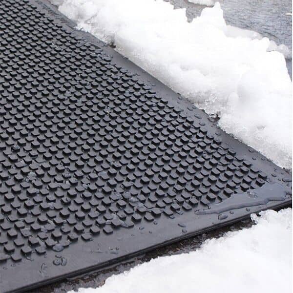 HeatTrak Heated Snow and Ice Melting Entrance Mat 24 x 36 - Small